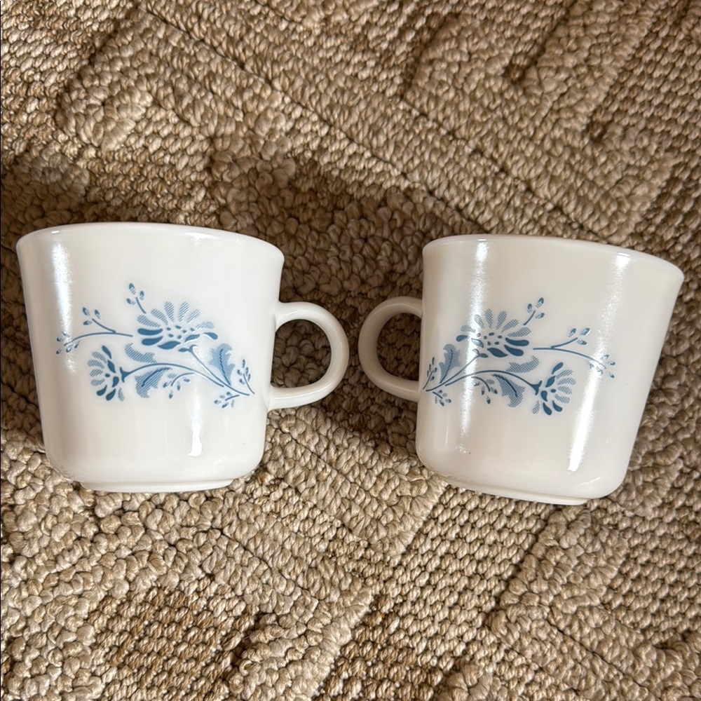 Rare vintage set of 2 corningware Floral Blue and White Ceramic Mugs #12 mugs